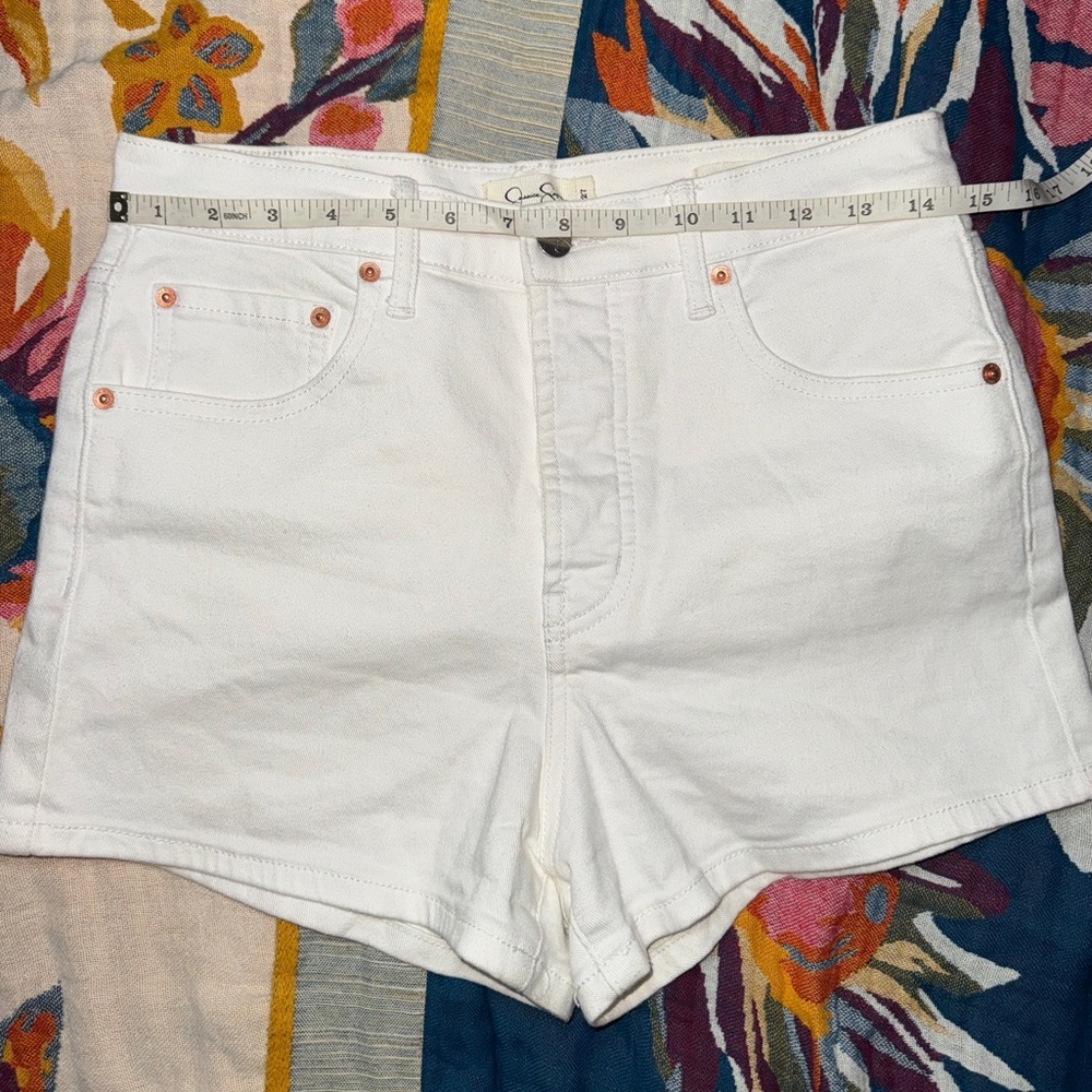 Jessica Simpson High Rise White Denim Mini Shorts with Button Fly, size 4 - Picture 4 of 9